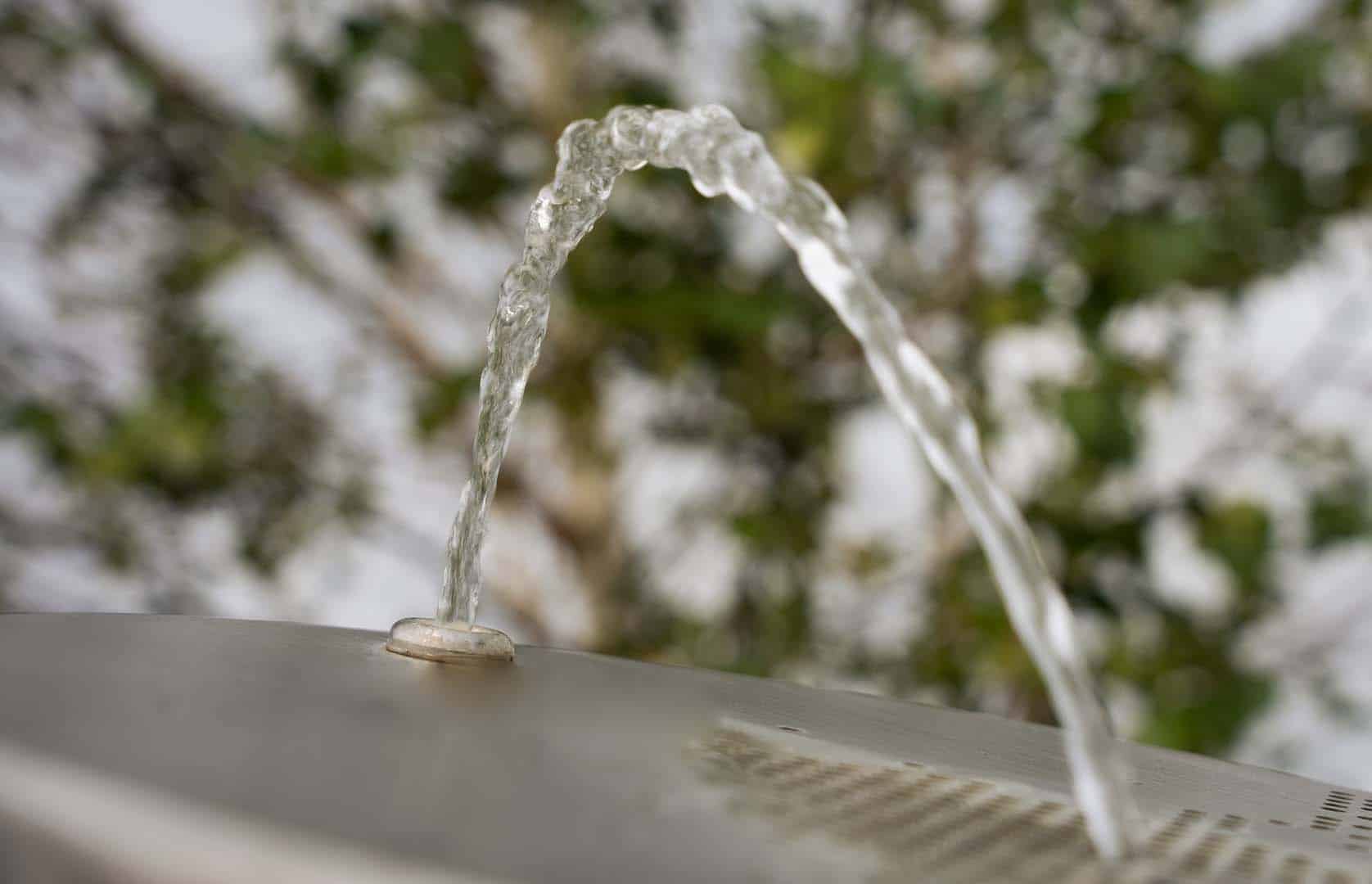 Få en flot frostfri vandpost eller udendørs vandpost til det offentlige eller erhverv. Kontakt os i dag