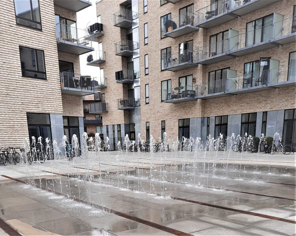Få en flot vandlegeplads hos Fokdal Springvand